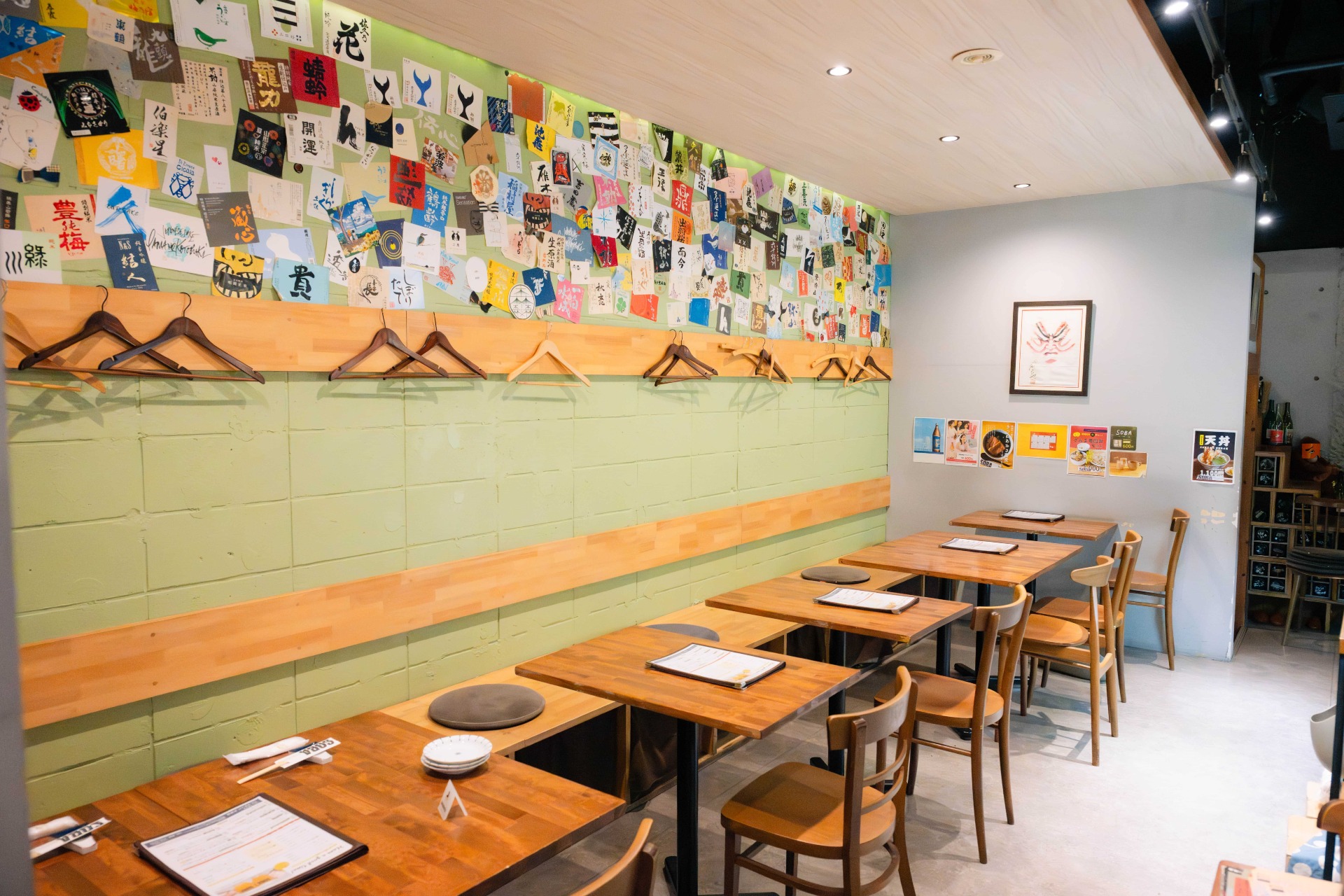 コチソバの内観写真